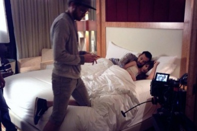 Lộ  ảnh giường chiếu của Andrea và  nhân tố bí ẩn